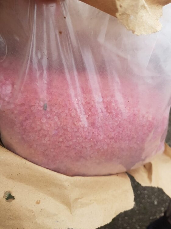 Селикагель индикаторный.jpg