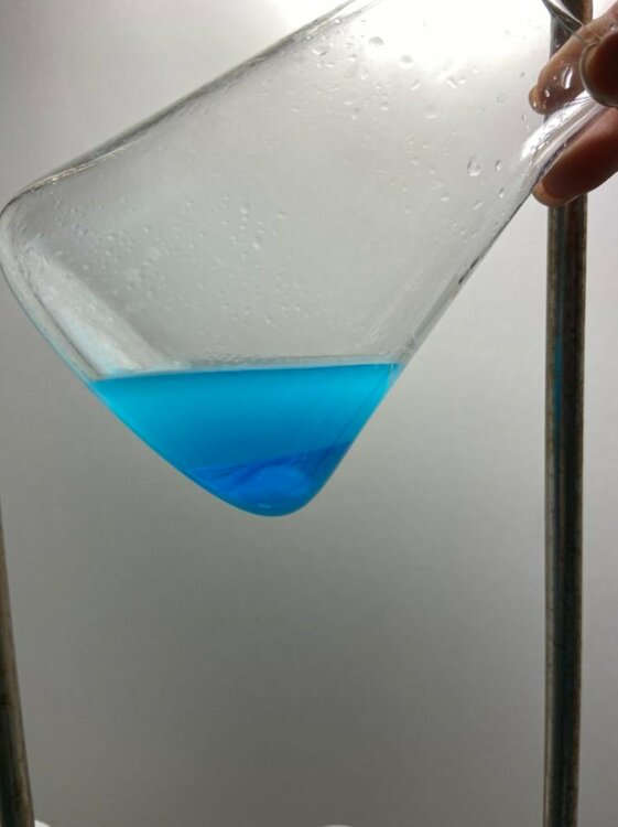 после встряхивания сильного до титрации.jpg